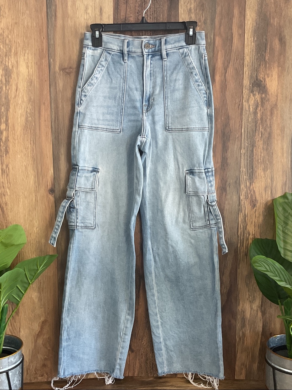 Hidden Los Angeles Relaxed High Waist Cargo Jeans 25 C309